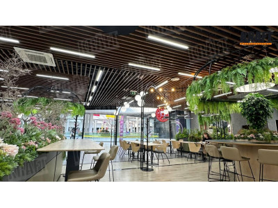 Освітлення для HoReCa: рішення для ресторанів, кафе та готелів